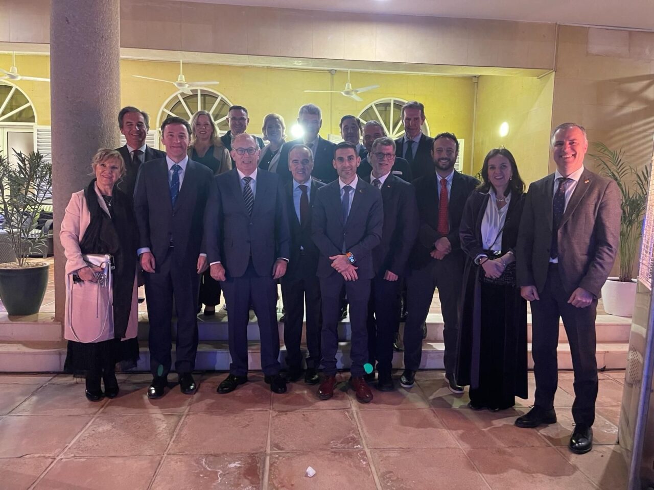 FJ | Fernández Jove asiste a la World Defense Show